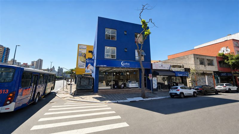 Fachada de uma loja Claudivas Colchões